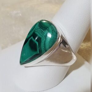 NWOT Natural Minimalist Malachite Cabachon .925 Sterling Silver Overlay Ring